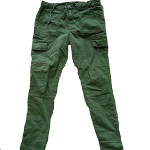 Green cargo pants